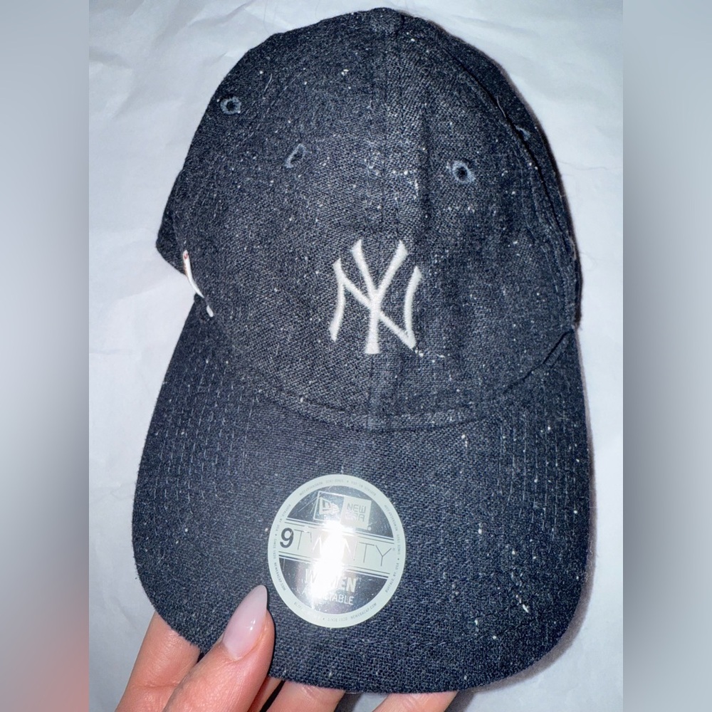 New Era NY Yankee Speckled Adjustable Cap